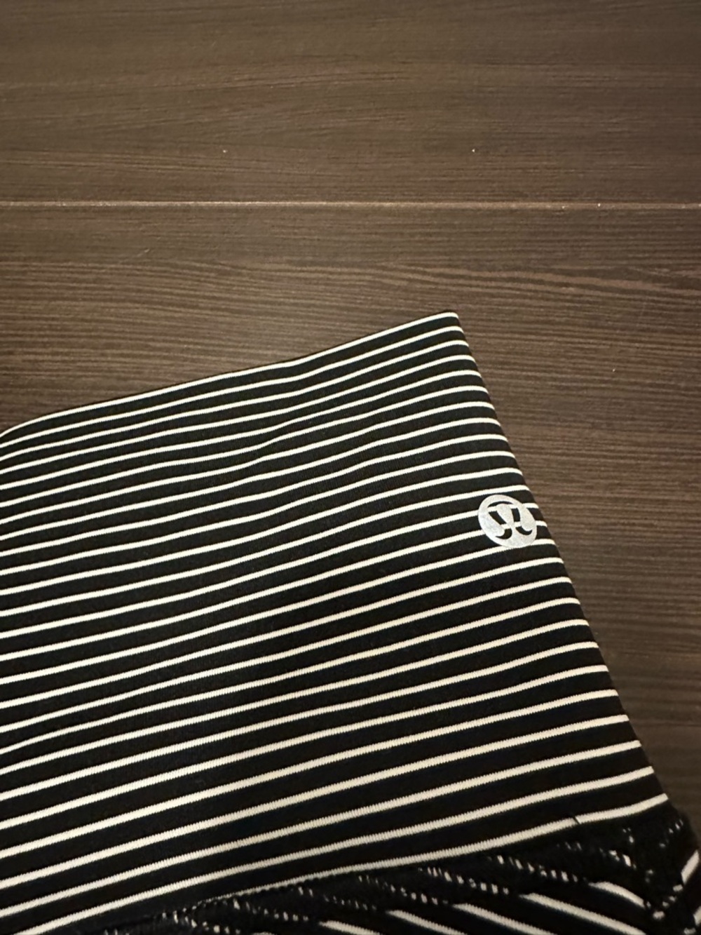 BNWT Lululemon Black & White Striped align Bottoms